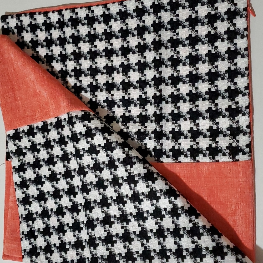 Houndstooth Coral Throw Pillow Case Cover set of 2